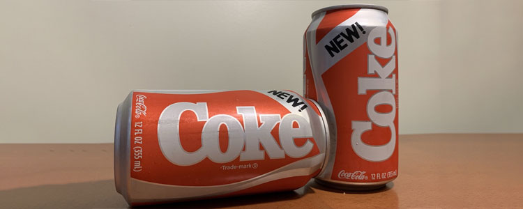 طرحی برند و هویت بصری نیو کوکاکولا